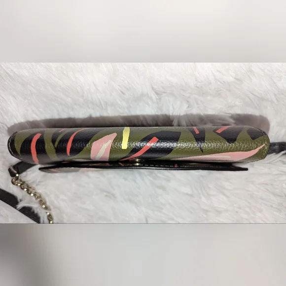 Kate Spade Eva Modern Feather Wallet On A Chain Green Multi EUC - Picture 9 of 12